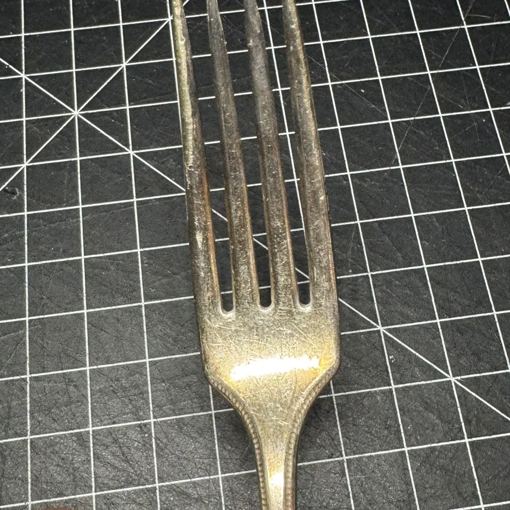 Oneida 'Grosvenor' Community Plate Patrician Dinner Fork Vtg 1914 Silverplate